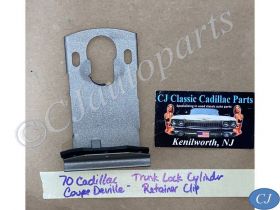 OEM 1970 Cadillac Deville Calais Fleetwood TRUNK LOCK CYLINDER EMBLEM RETAINER CLIP BRACKET #8787499