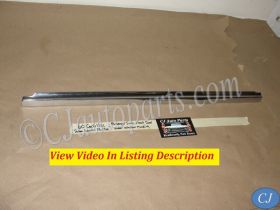 OEM 1959 1960 Cadillac Sedan Deville Flat Top RIGHT FRONT DOOR UNDER WINDOW MOLDING TRIM #4754467