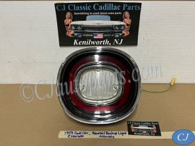 OEM 1959 Cadillac Fleetwood Eldorado BACK-UP REVERSE LIGHT LENS BEZEL ESCUTCHEON HOUSING REFLECTOR #898064