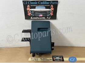 OEM 1974 1975 1976 Cadillac Deville Eldorado Fleetwood Calais DASH ASHTRAY ASH TRAY ASSEMBLY WITH TRACKS (BLUE)