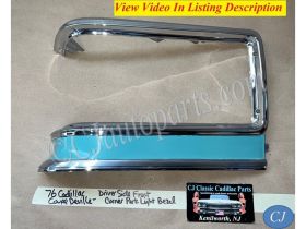 OEM 1975 1976 Cadillac Fleetwood DRIVER SIDE FRONT CORNER TURN SIGNAL PARK LIGHT BEZEL TRIM #1605270