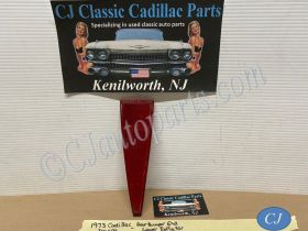 OEM 1973 Cadillac Deville Fleetwood Calais LOWER REAR BUMPER END RED REFLEX REFLECTOR LENS #911944/#5965603