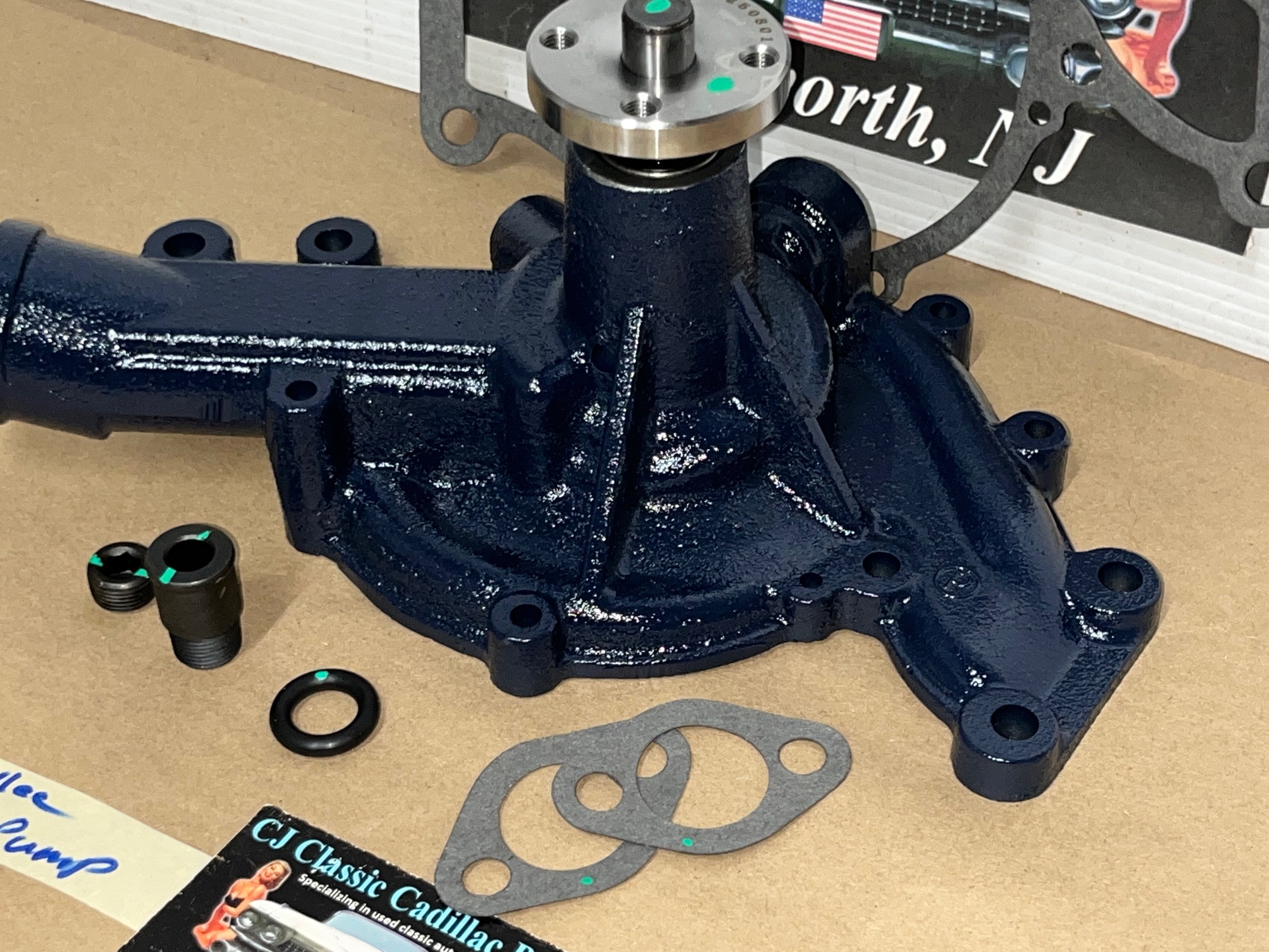 NEW 1965 1966 1967 Cadillac Deville Eldorado Fleetwood Calais WATER PUMP 2 OUTLETS 429 ENGINE WITH GASKET & SEAL - Image 3