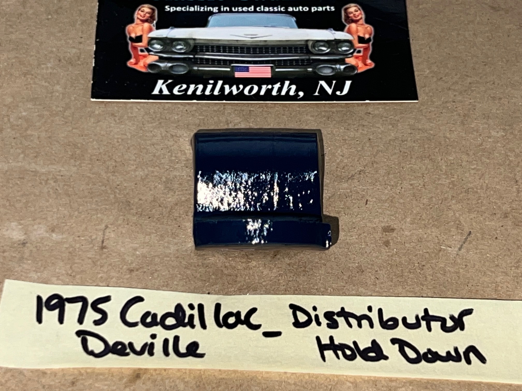OEM 1968 1969 1970 1971 1972 1973 1974 1975 1976 1977 1978 1979 Cadillac DeVille Fleetwood Eldorado Calais 425/472/500 ENGINE DISTRIBUTOR HOLD DOWN BRACKET #1492249 - Image 4