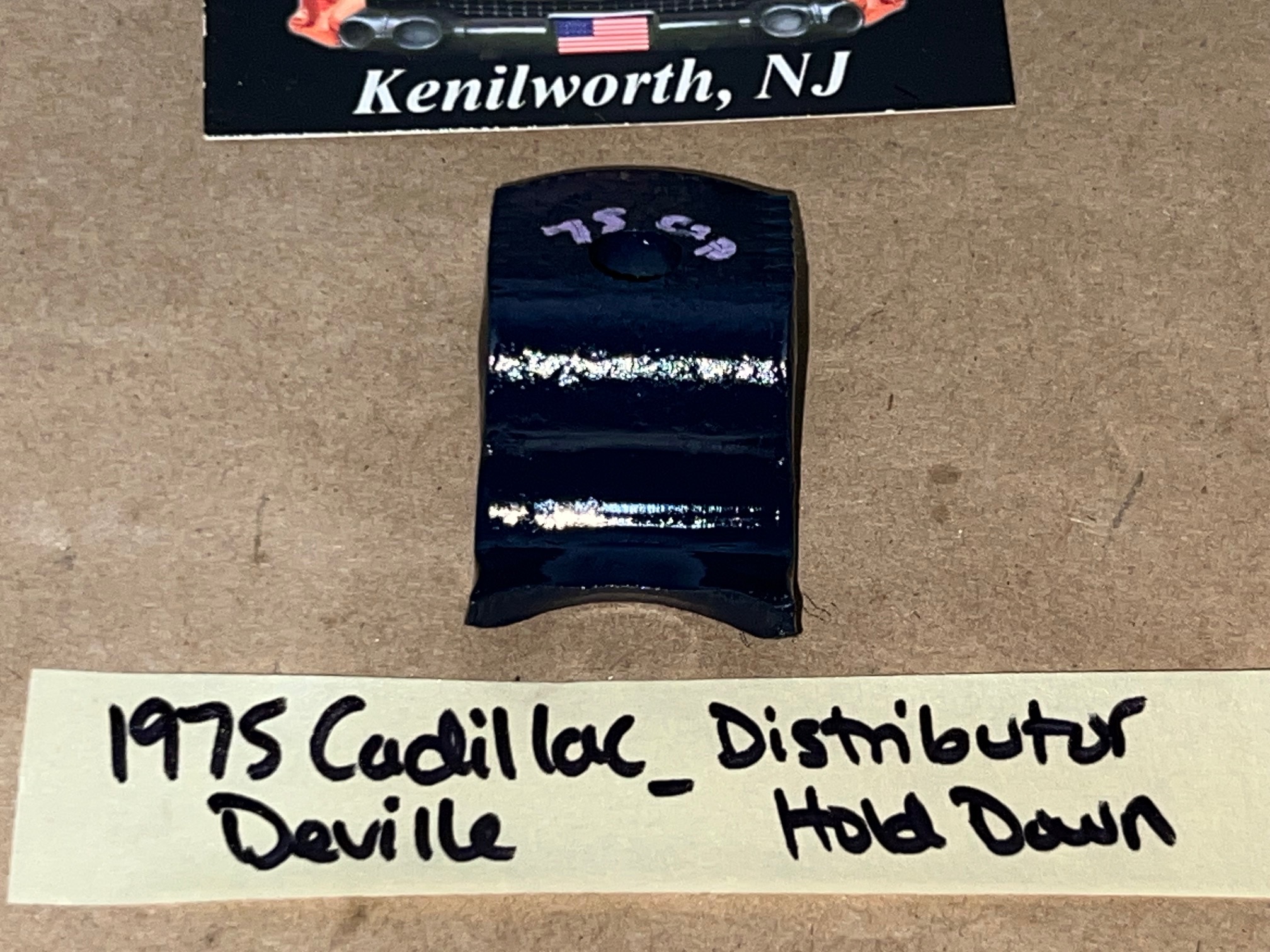 OEM 1968 1969 1970 1971 1972 1973 1974 1975 1976 1977 1978 1979 Cadillac DeVille Fleetwood Eldorado Calais 425/472/500 ENGINE DISTRIBUTOR HOLD DOWN BRACKET #1492249 - Image 9