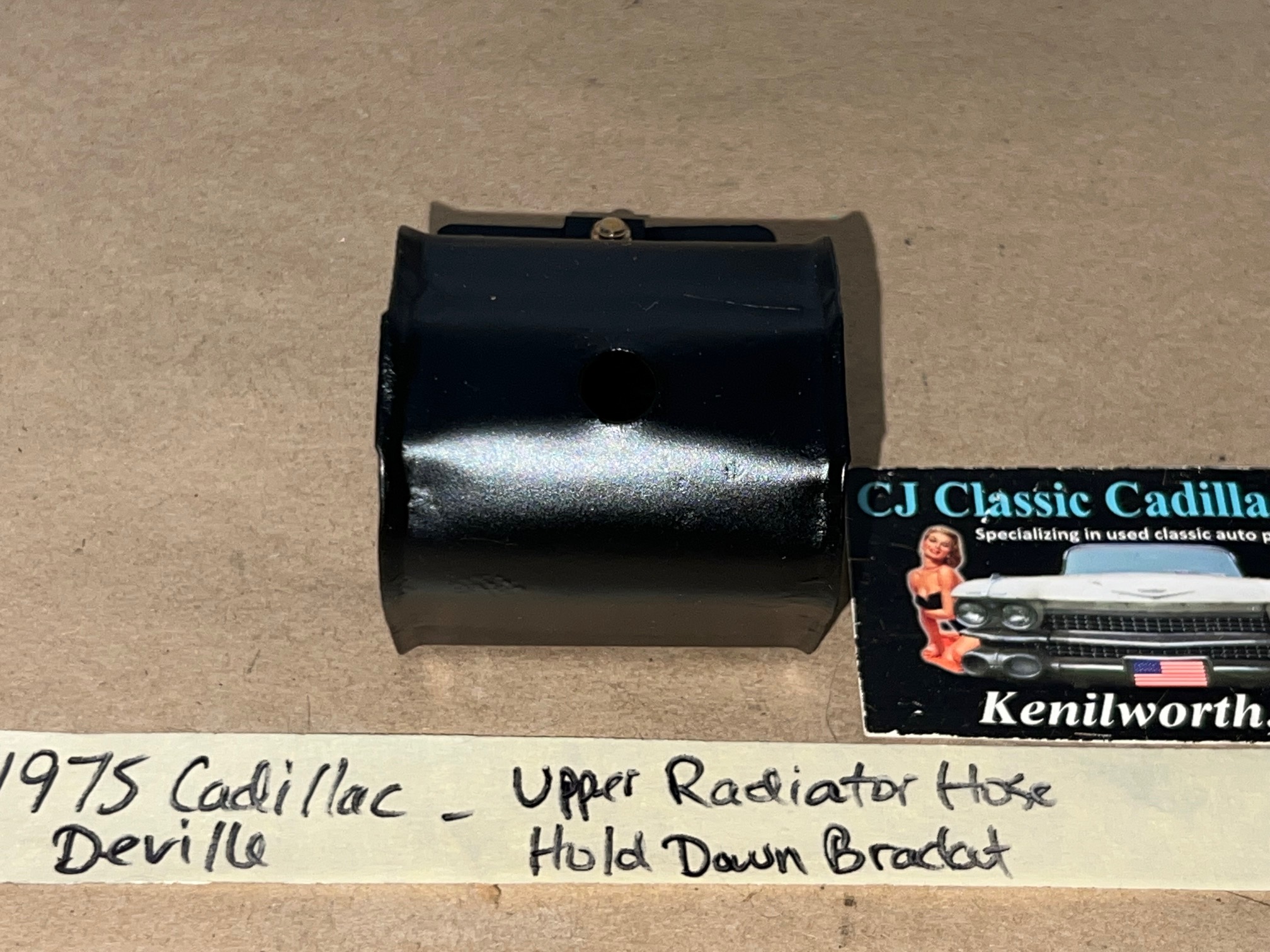 OEM 1968 1969 1970 1971 1972 1973 1974 1975 1976 Cadillac Deville Calais Eldorado Fleetwood 472/500 Engine UPPER RADIATOR HOSE HOLD DOWN BRACKET #1489579 - Image 10