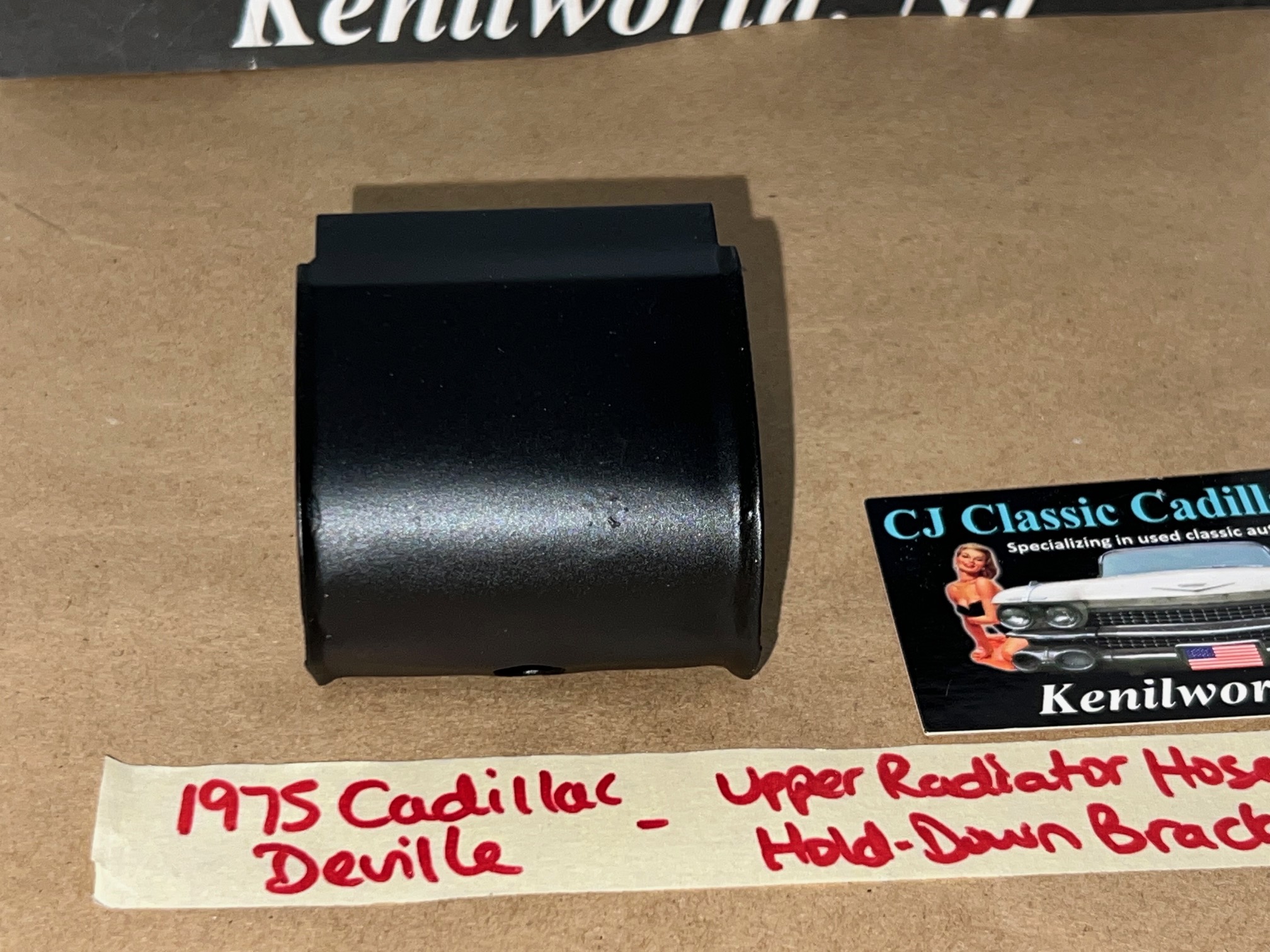 OEM 1968 1969 1970 1971 1972 1973 1974 1975 1976 Cadillac Deville Calais Eldorado Fleetwood 472/500 Engine UPPER RADIATOR HOSE HOLD DOWN BRACKET #1489579 - Image 5