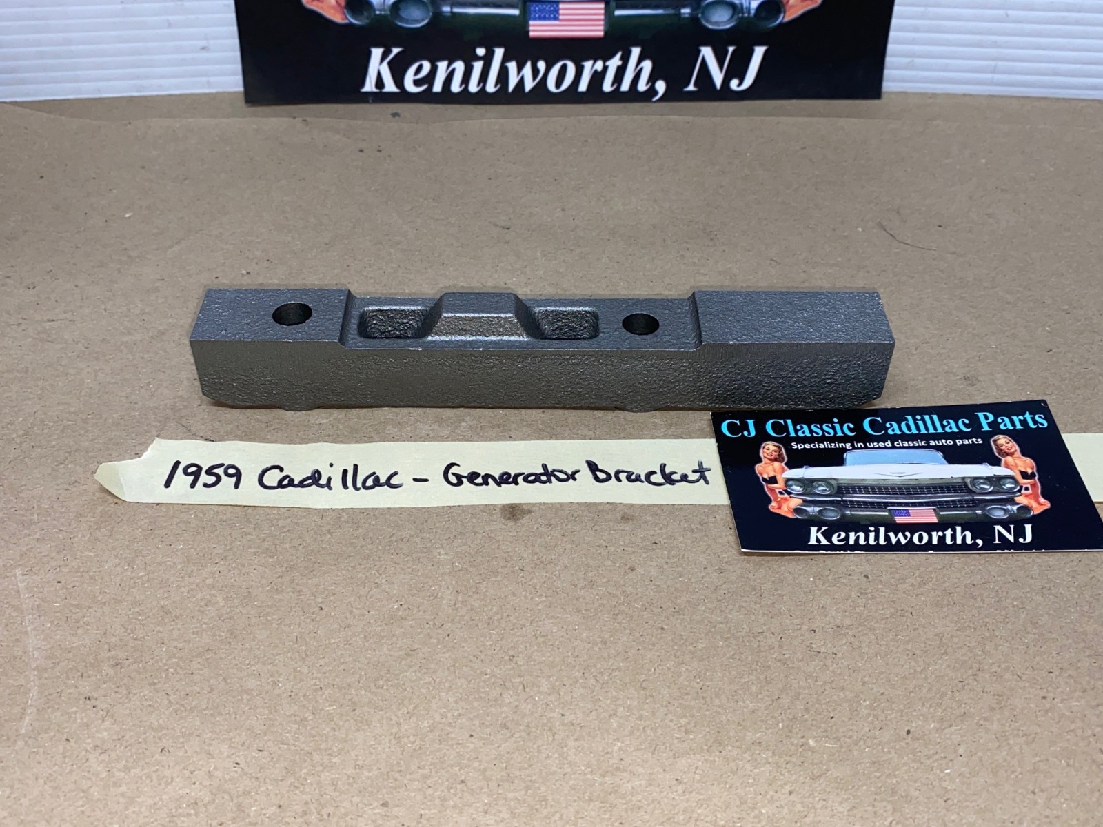 OEM 1958 1959 1960 1961 CADILLAC DEVILLE ELDORADO FLEETWOOD LOWER GENERATOR MOUNTING BRACKET SUPPORT #1471860 - Image 2