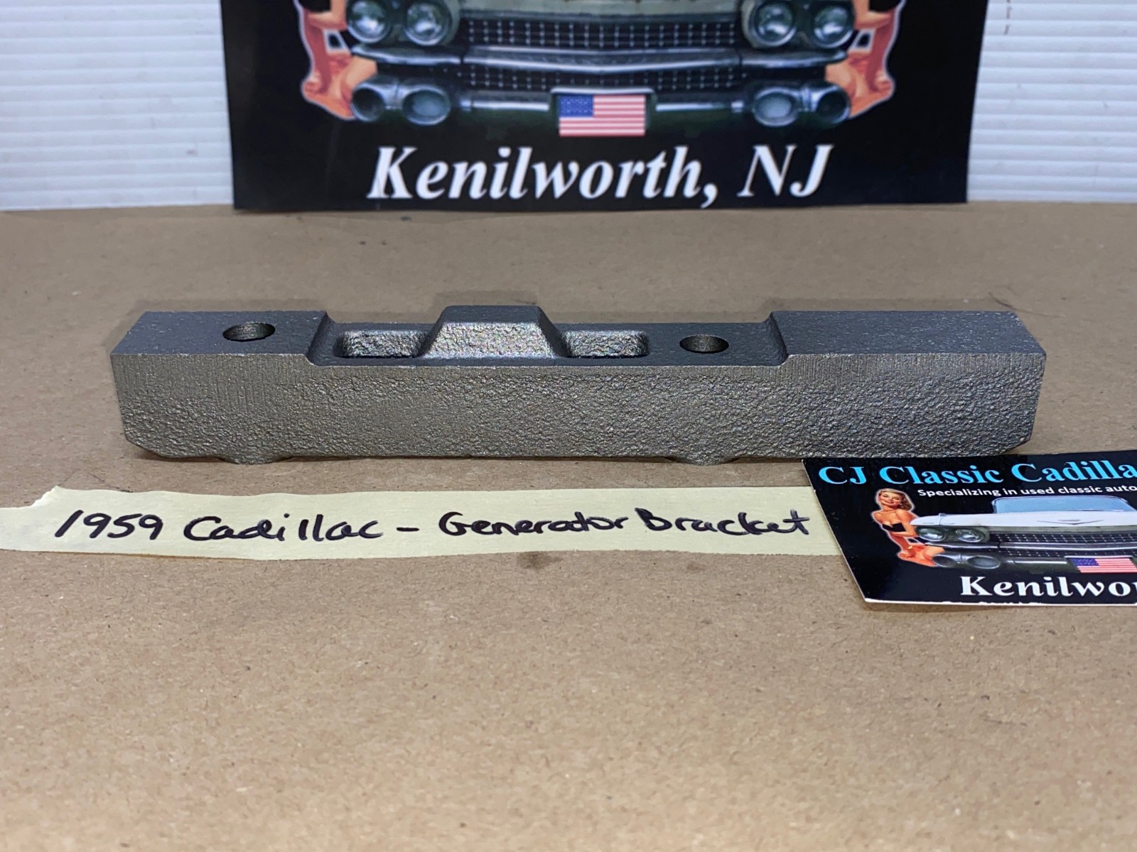 OEM 1958 1959 1960 1961 CADILLAC DEVILLE ELDORADO FLEETWOOD LOWER GENERATOR MOUNTING BRACKET SUPPORT #1471860 - Image 3
