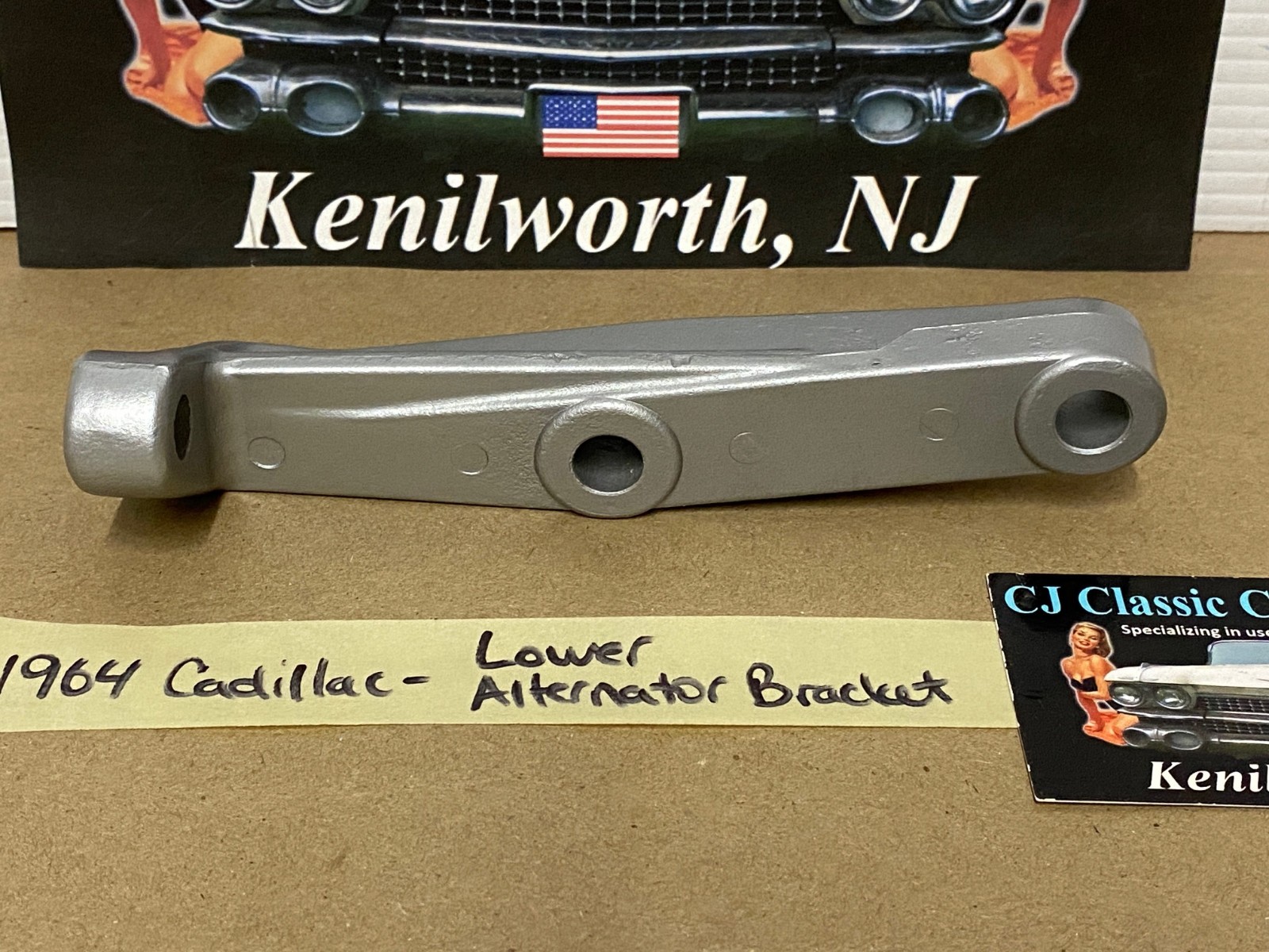 OEM 1963 1964 Cadillac Deville Eldorado Fleetwood 1965 Cadillac 75 Series 390/429 Engine ALTERNATOR ALT LOWER MOUNTING BRACKET #1479849 - Image 2