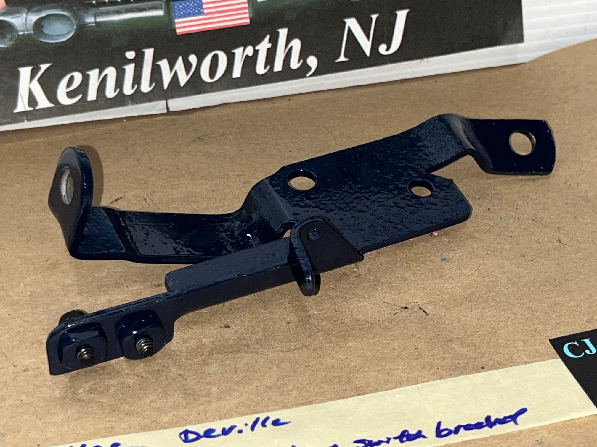 OEM 1973 1974 Cadillac Deville Eldorado Fleetwood Calais 472/500 IDLE STOP KICKDOWN SOLENOID SWITCH MOUNTING BRACKET #3516060 - Image 4