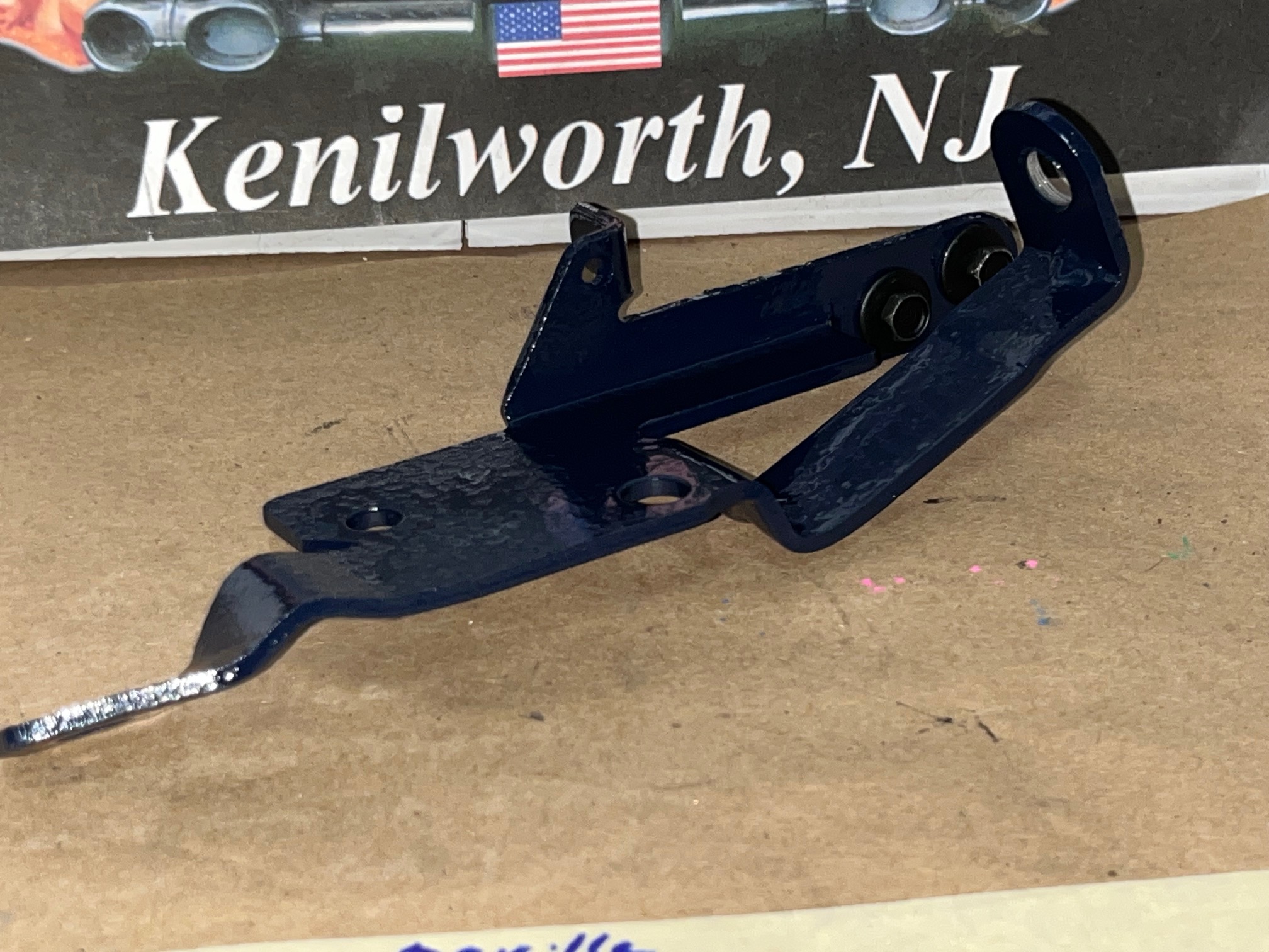 OEM 1973 1974 Cadillac Deville Eldorado Fleetwood Calais 472/500 IDLE STOP KICKDOWN SOLENOID SWITCH MOUNTING BRACKET #3516060 - Image 7