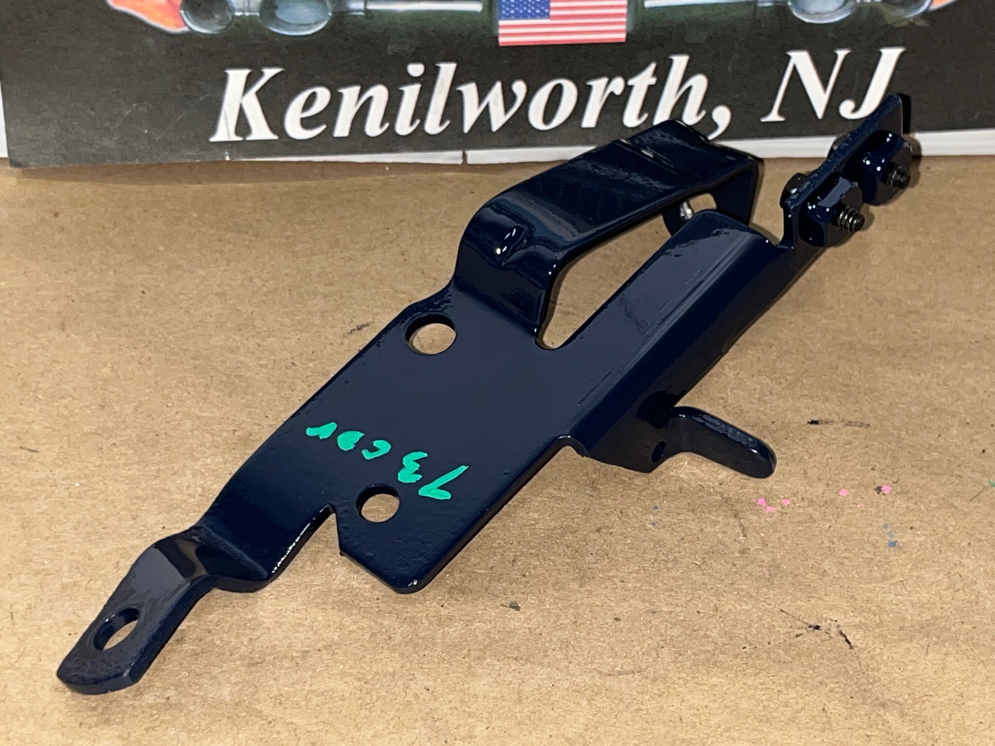 OEM 1973 1974 Cadillac Deville Eldorado Fleetwood Calais 472/500 IDLE STOP KICKDOWN SOLENOID SWITCH MOUNTING BRACKET #3516060 - Image 8