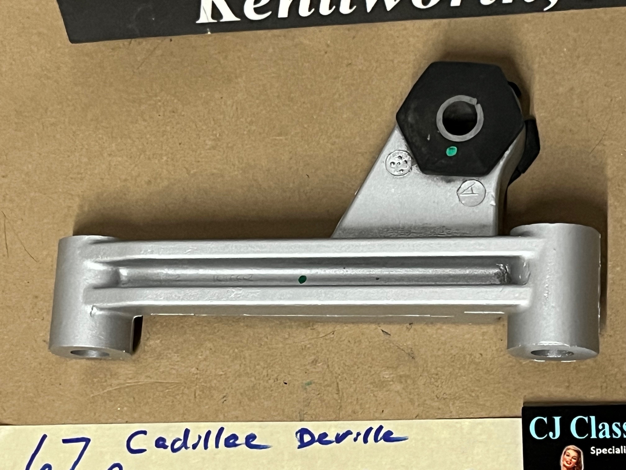 OEM 1967 Cadillac Deville Fleetwood Calais 429 Engine REAR A/C COMPRESSOR MOUNTING BRACKET SUPPORT #1486652 - Image 3