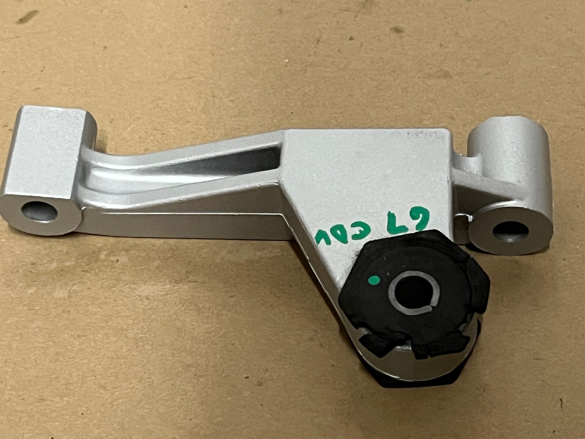 OEM 1967 Cadillac Deville Fleetwood Calais 429 Engine REAR A/C COMPRESSOR MOUNTING BRACKET SUPPORT #1486652 - Image 9