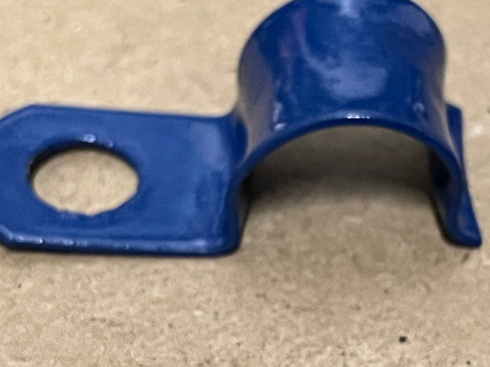 OEM 1959 1960 1961 1962 Cadillac Deville Eldorado Fleetwood 390 ENGINE UPPER FUEL HOSE LINE BRACKET CLAMP - Image 8
