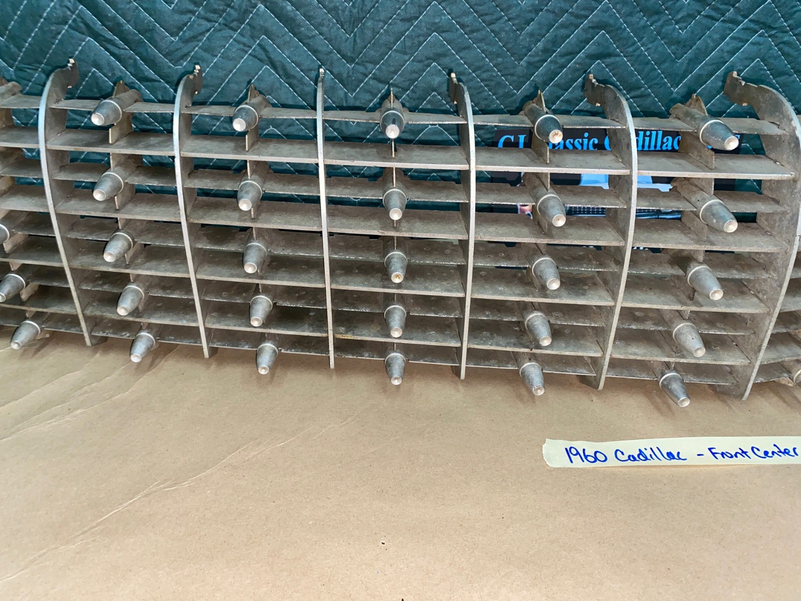 OEM 1960 Cadillac Deville Eldorado Fleetwood FRONT CENTER GRILL GRILLE WITH BULLETS #3631659 - Image 4