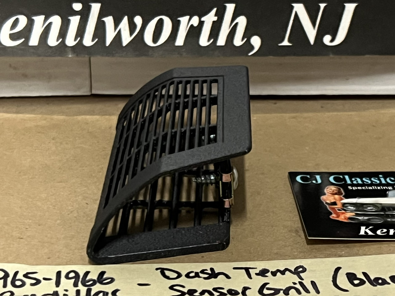 NEW 1965 1966 CADILLAC DEVILLE ELDORADO FLEETWOOD CALAIS DASH IN-CAR TEMP TEMPERATURE SENSOR GRILL COVER TRIM WITH HARDWARE- BLACK - Image 5