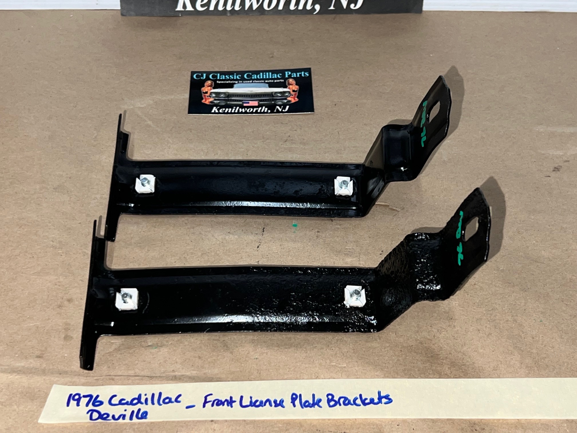 OEM 1975 1976 Cadillac Eldorado Deville Fleetwood Calais FRONT BUMPER LICENSE PLATE MOUNTING BRACKETS - PAIR #1605359 - Image 6