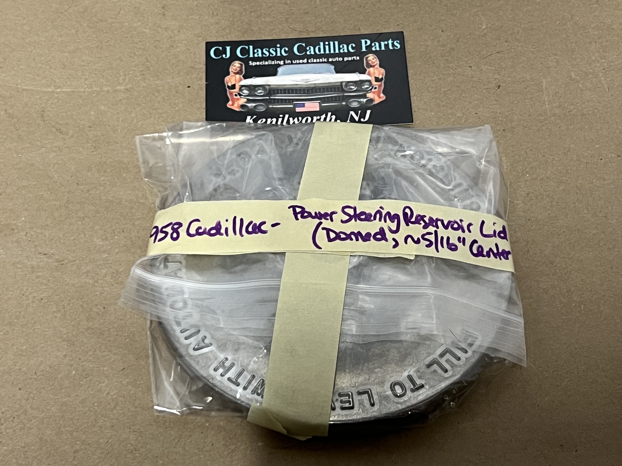 NEW 1952 1953 1954 1955 1956 1957 1958 CADILLAC DEVILLE FLEETWOOD ELDORADO DOMED POWER STEERING PUMP RESERVOIR CAP LID COVER ~ 5/16" CENTER HOLE - Image 9