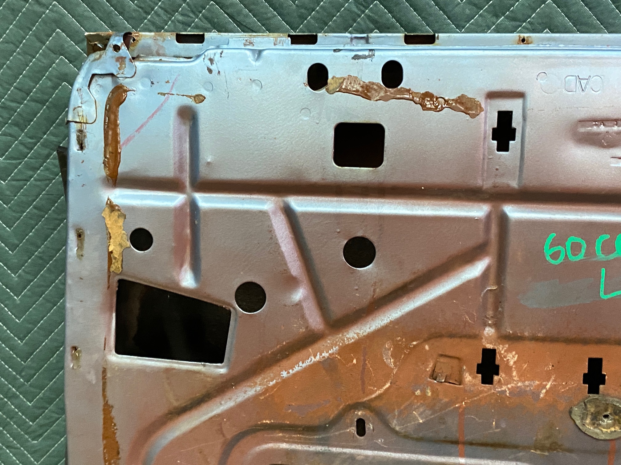 OEM 1959 1960 Cadillac Coupe Deville Eldorado LEFT DRIVER SIDE FRONT DOOR SHELL **SOLID** #4801105 - Image 17