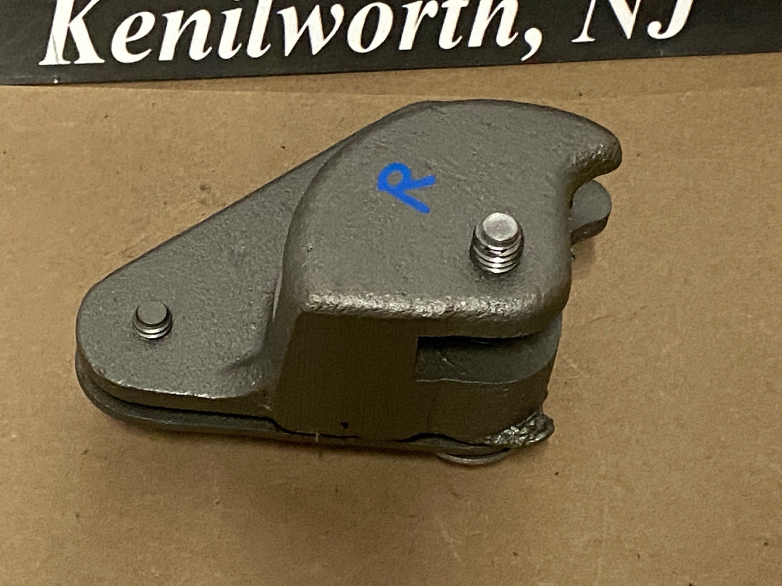 OEM 1961 1962 1963 1964 Cadillac Deville Eldorado Convertible Chevrolet Impala Convertible RIGHT PASSENGER SIDE REAR QUARTER WINDOW HINGE PIVOT WITH ADJUSTING PLATE #4812917 - Image 2