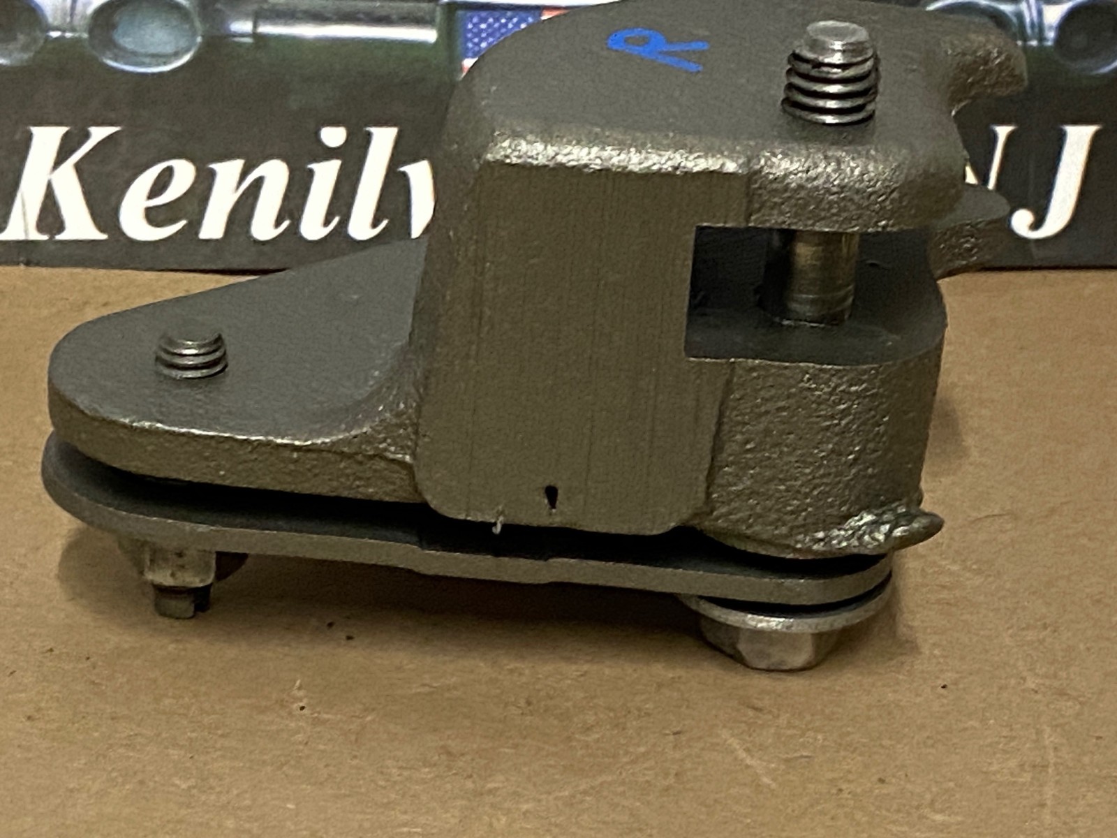 OEM 1961 1962 1963 1964 Cadillac Deville Eldorado Convertible Chevrolet Impala Convertible RIGHT PASSENGER SIDE REAR QUARTER WINDOW HINGE PIVOT WITH ADJUSTING PLATE #4812917 - Image 3