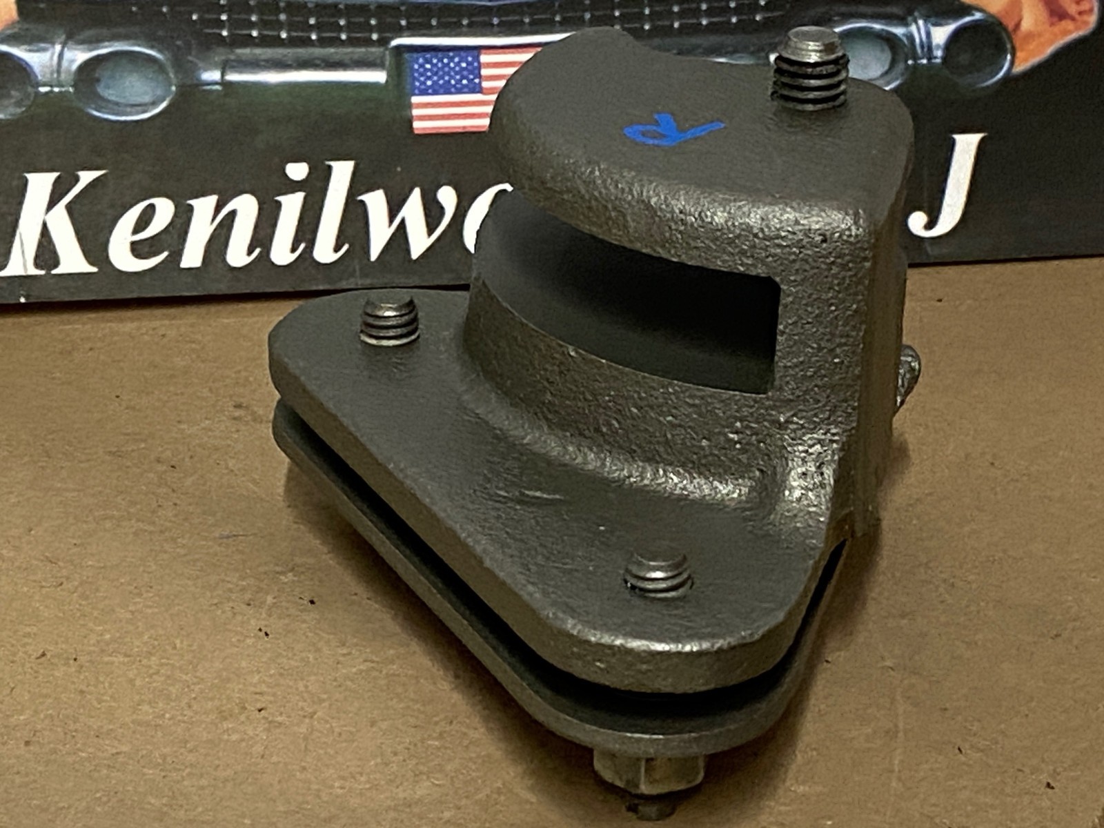 OEM 1961 1962 1963 1964 Cadillac Deville Eldorado Convertible Chevrolet Impala Convertible RIGHT PASSENGER SIDE REAR QUARTER WINDOW HINGE PIVOT WITH ADJUSTING PLATE #4812917 - Image 4