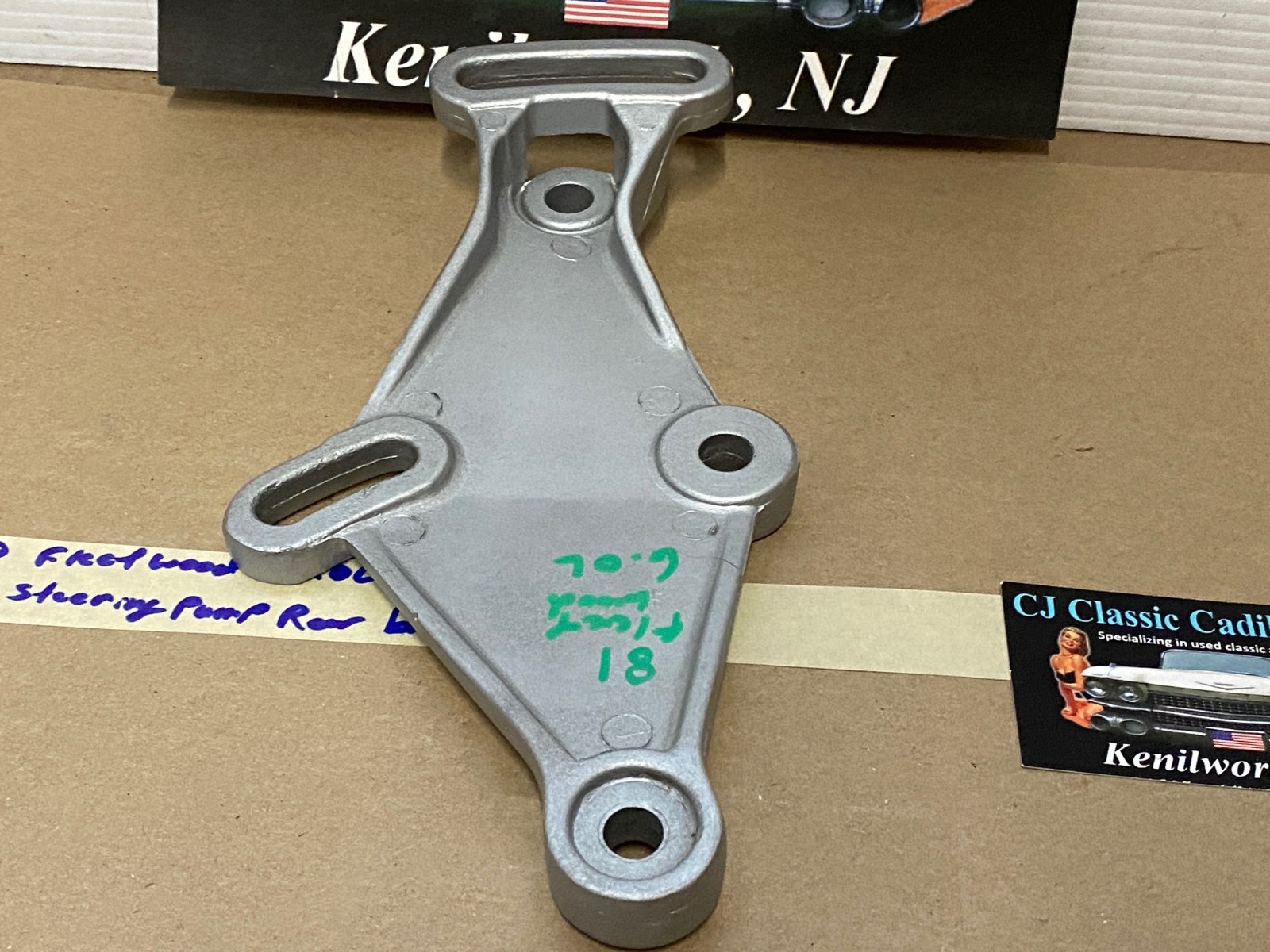 OEM 1981 1982 1983 1984 Cadillac Fleetwood 6.0L 368 Engine 1981 Deville Eldorado 6.0L 368 Engine POWER STEERING PUMP REAR ADJUSTING BRACKET #1619734 - Image 3
