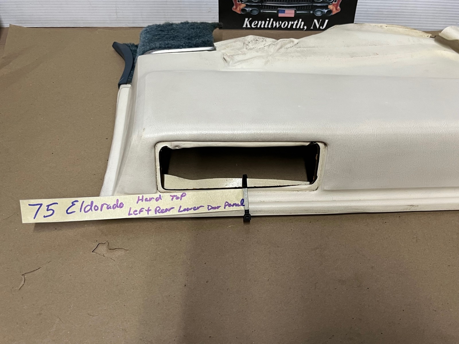 OEM 1971 1972 1973 1974 1975 1976 1977 1978 Cadillac Eldorado HardTop LEFT DRIVER SIDE REAR LOWER QUARTER DOOR PANEL TRIM ARMREST - Image 14