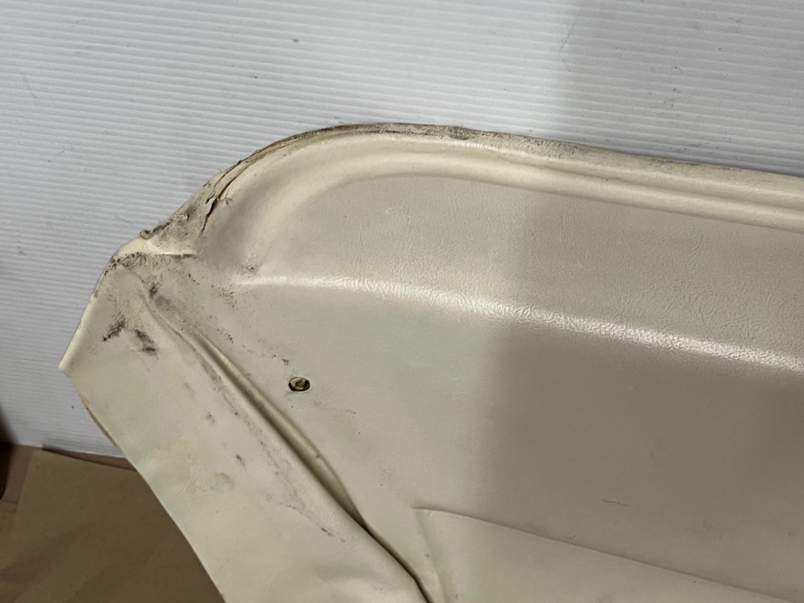 OEM 1971 1972 1973 1974 1975 1976 1977 1978 Cadillac Eldorado HardTop LEFT DRIVER SIDE REAR LOWER QUARTER DOOR PANEL TRIM ARMREST - Image 4