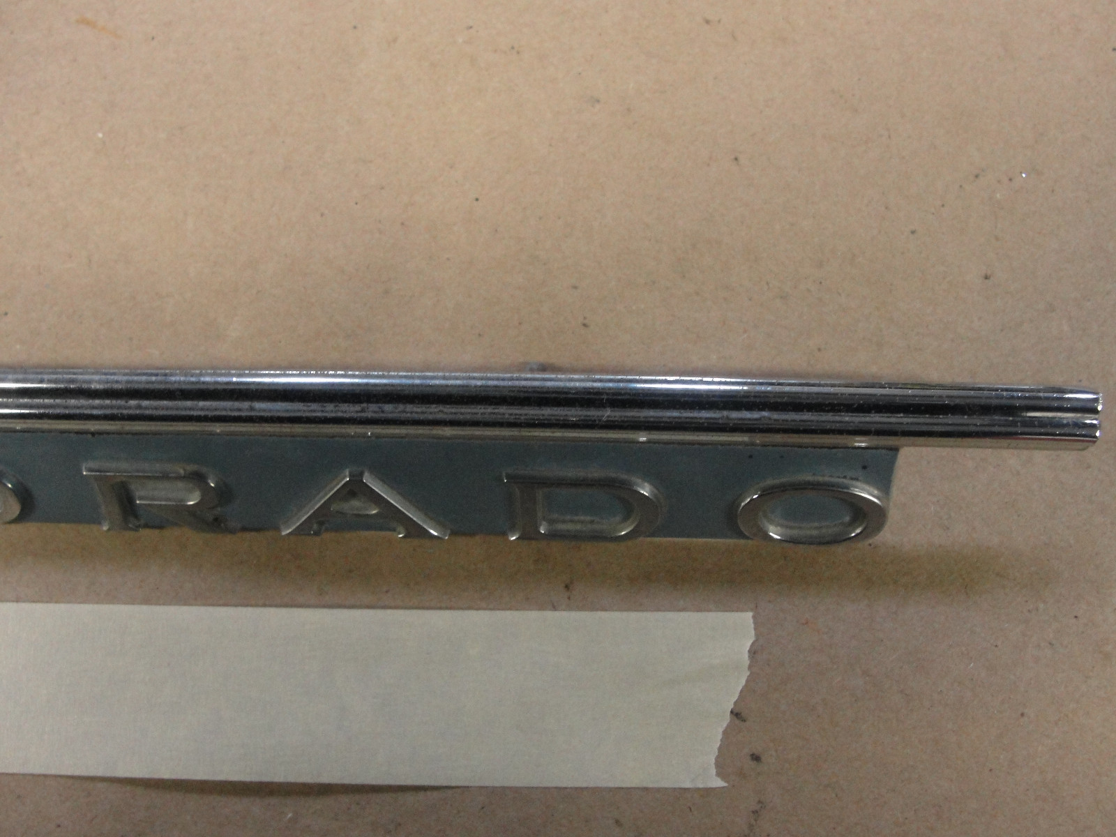 OEM 1971 Cadillac Eldorado LEFT DRIVER SIDE FRONT FENDER TRIM MOLDING SPEAR #1497474 - Image 10