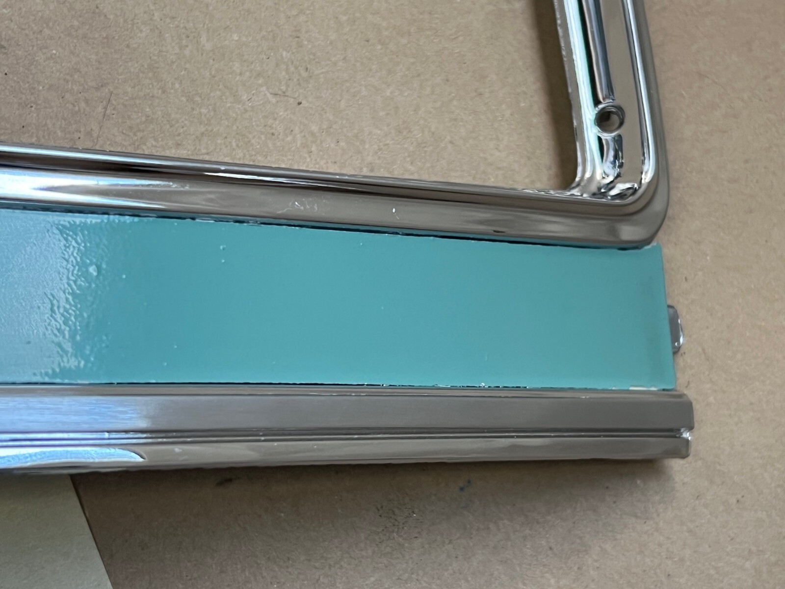 OEM 1975 1976 Cadillac Fleetwood DRIVER SIDE FRONT CORNER TURN SIGNAL PARK LIGHT BEZEL TRIM #1605270 - Image 10
