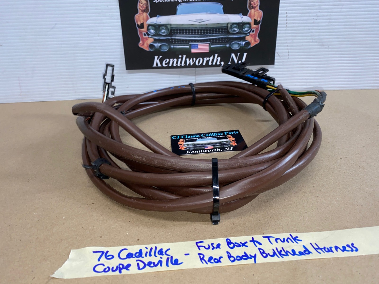 OEM 1974 1975 1976 Cadillac Deville Fleetwood Calais FUSE BOX TO TRUNK REAR BODY BULKHEAD TAIL LIGHT WIRE HARNESS CONNECTOR #9640425 - Image 8