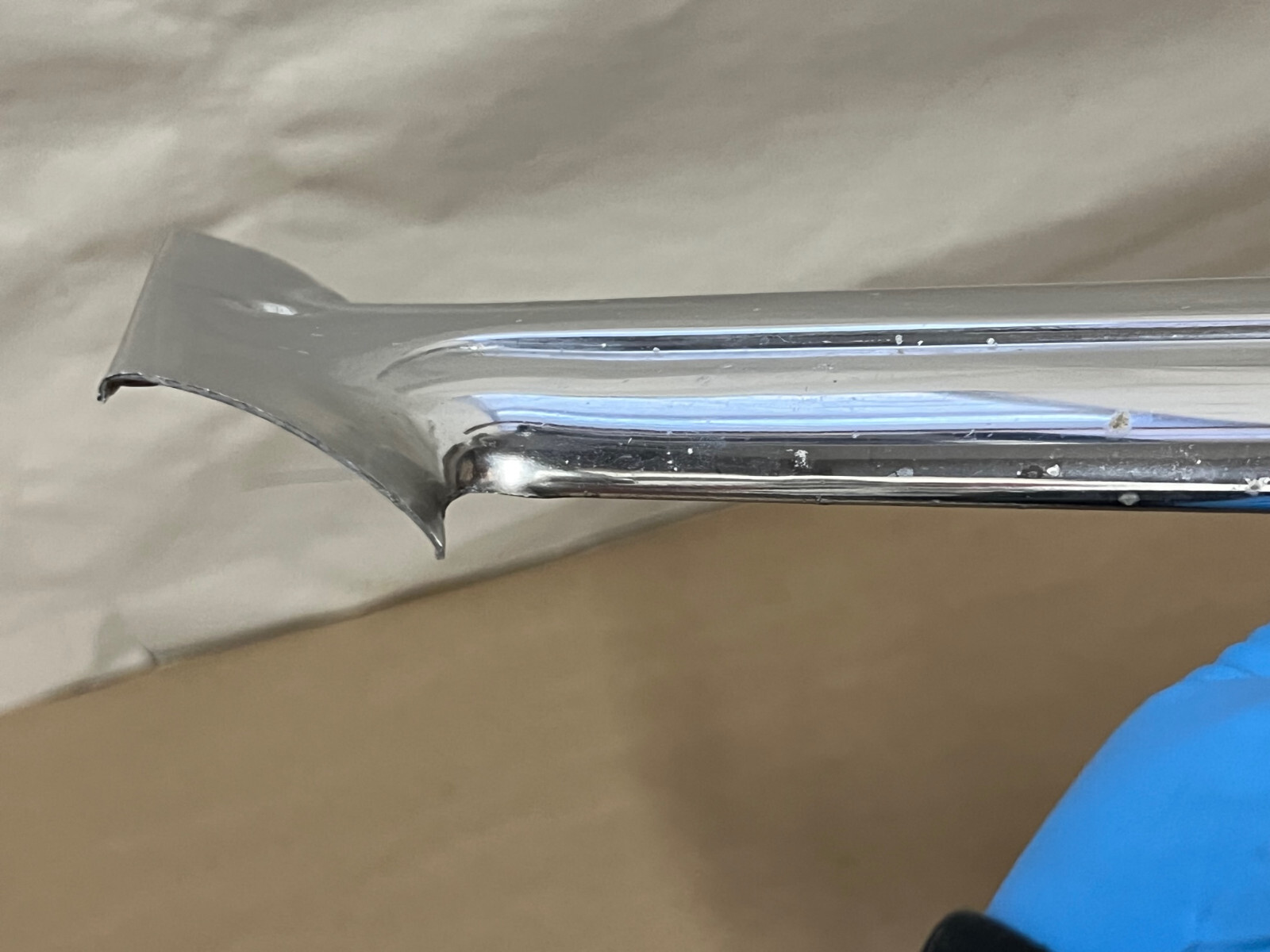 OEM 1959 1960 Cadillac Sedan Deville FLAT TOP INT. LEFT REAR WINDSHIELD C-PILLAR SIDE TRIM #4803295 - Image 11