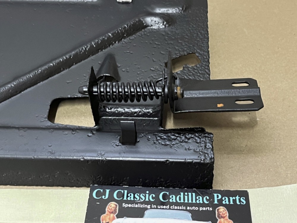 OEM 1963 1964 Cadillac Deville Eldorado Fleetwood REAR BUMPER LICENSE PLATE HOLDER FUEL FILLER DOOR #1480045 - Image 12