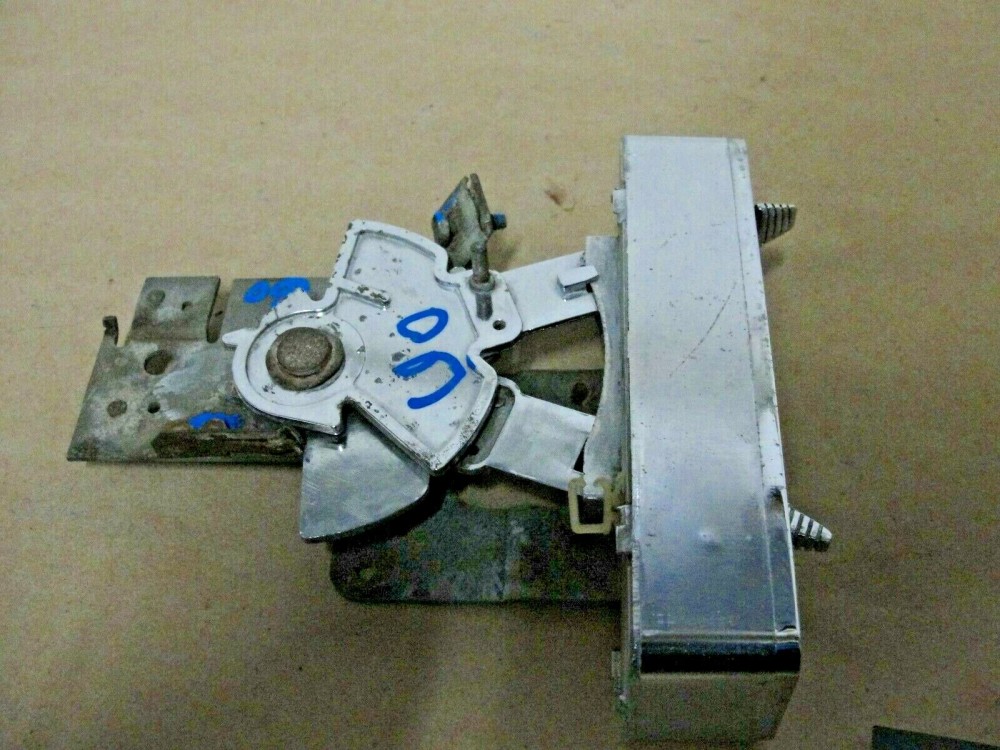 OEM 1959 1960 Cadillac Deville Eldorado Series 60 Fleetwood Series 62 1959 1960 1961 1961 1962 Commercial Chassis Series 75 Fleetwood DASH VENTILATION CONTROL LEVERS UNIT - Image 12