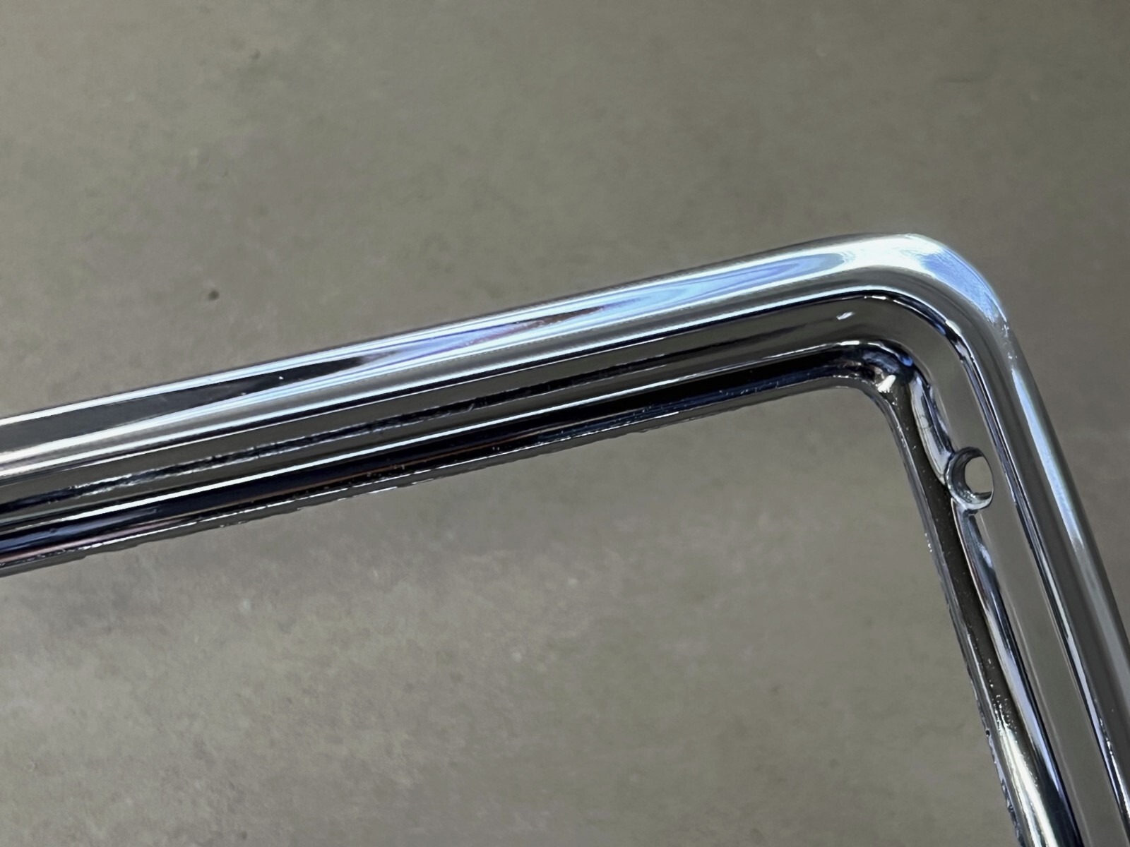 OEM 1975 1976 Cadillac Fleetwood DRIVER SIDE FRONT CORNER TURN SIGNAL PARK LIGHT BEZEL TRIM #1605270 - Image 12