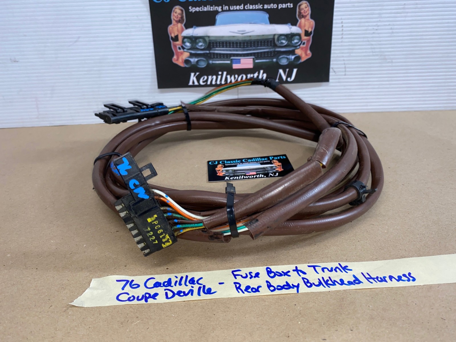OEM 1974 1975 1976 Cadillac Deville Fleetwood Calais FUSE BOX TO TRUNK REAR BODY BULKHEAD TAIL LIGHT WIRE HARNESS CONNECTOR #9640425 - Image 7