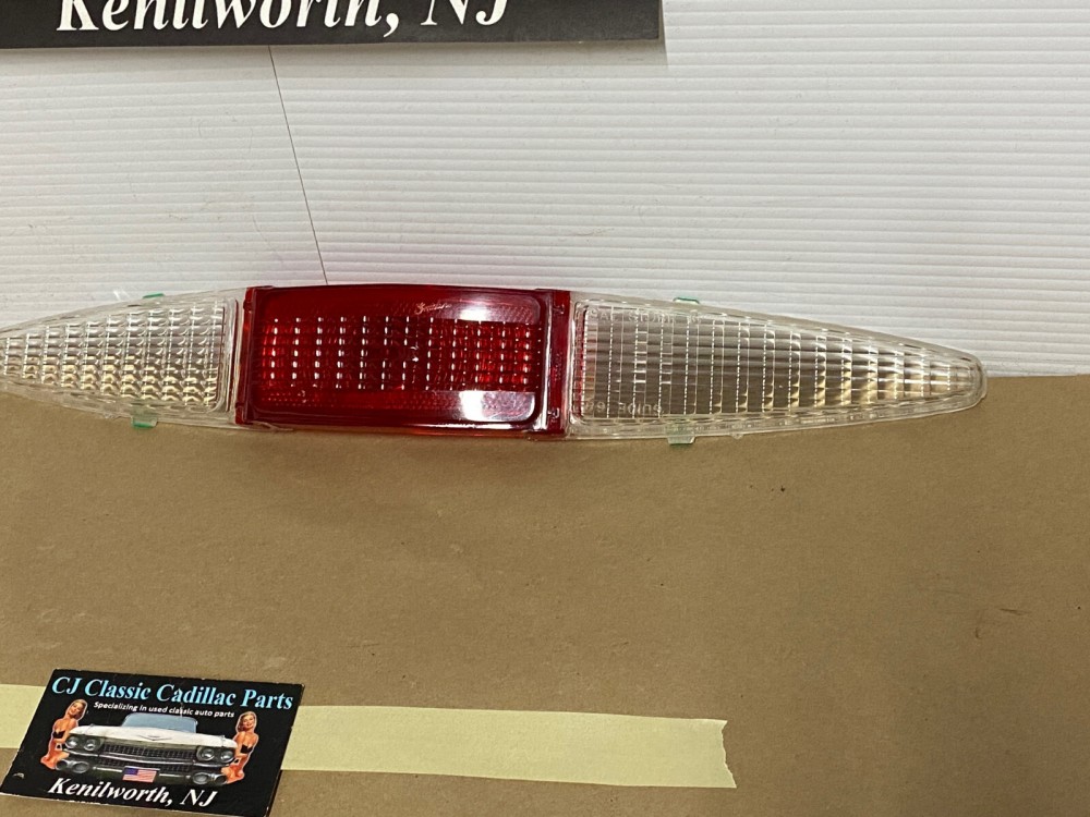 OEM 1967 1968 Cadillac Deville Fleetwood Calais Rear Tail Light Lens #5959150 - Image 12