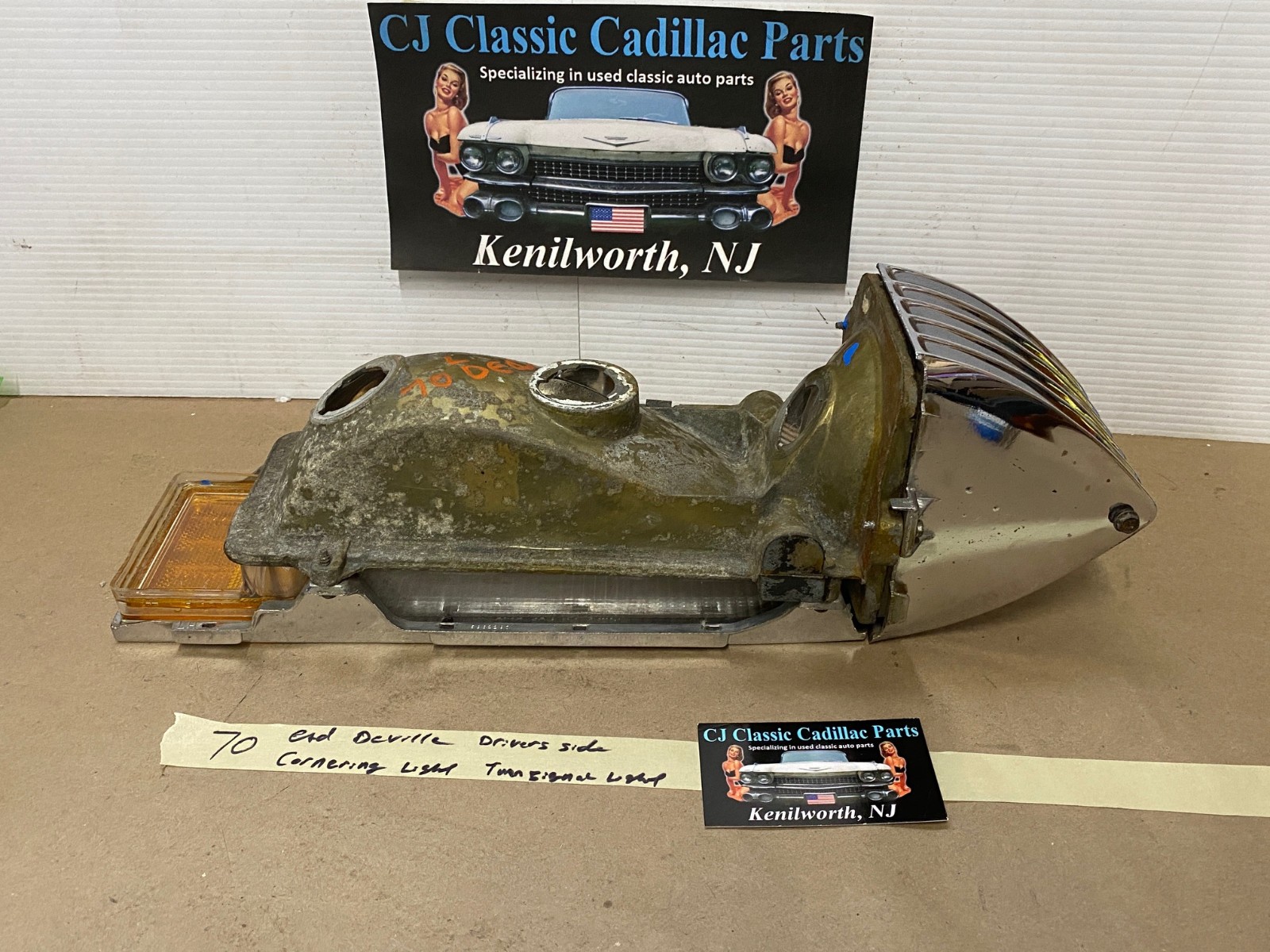 1970 Cadillac Deville Calais Fleetwood LEFT SIDE FRONT CORNER TURN SIGNAL PARK MARKER LIGHT LENS #5962297/#5962299/#5962293 - Image 13