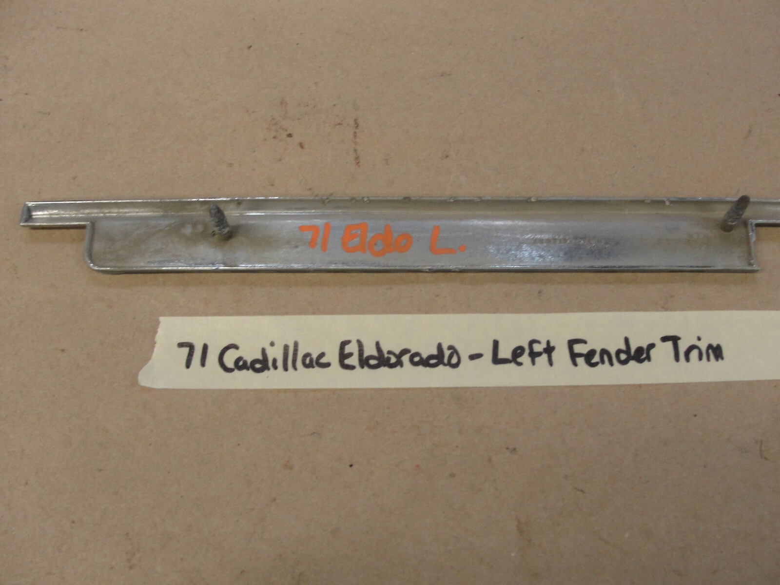 OEM 1971 Cadillac Eldorado LEFT DRIVER SIDE FRONT FENDER TRIM MOLDING SPEAR #1497474 - Image 13