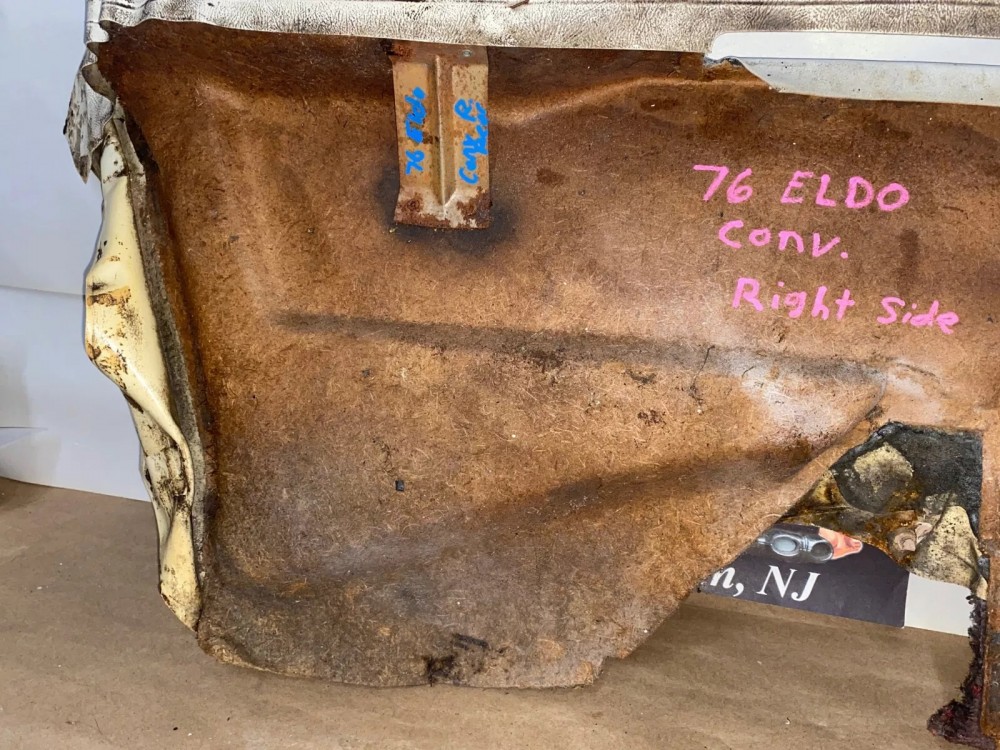 OEM 1971 1972 1973 1974 1975 1976 Cadillac Eldorado Convertible RIGHT REAR LOWER QUARTER DOOR PANEL TRIM ARM REST - Image 13