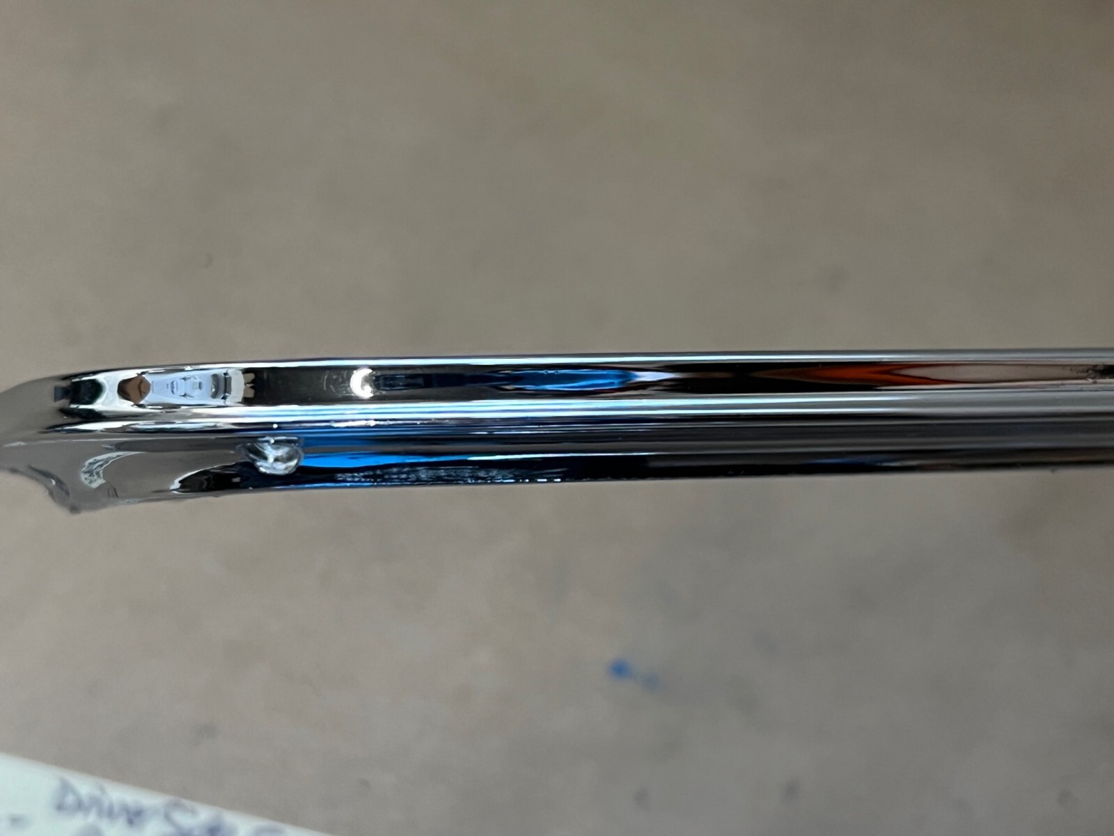 OEM 1975 1976 Cadillac Fleetwood DRIVER SIDE FRONT CORNER TURN SIGNAL PARK LIGHT BEZEL TRIM #1605270 - Image 19