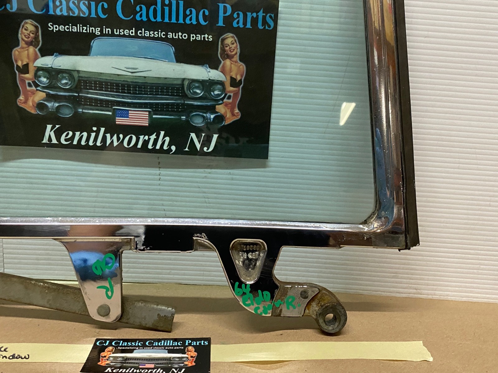 OEM 1962 1963 1964 Cadillac Eldorado Deville Convertible RIGHT REAR QUARTER WINDOW GLASS & FRAME #4439717/#5719066 - Image 15