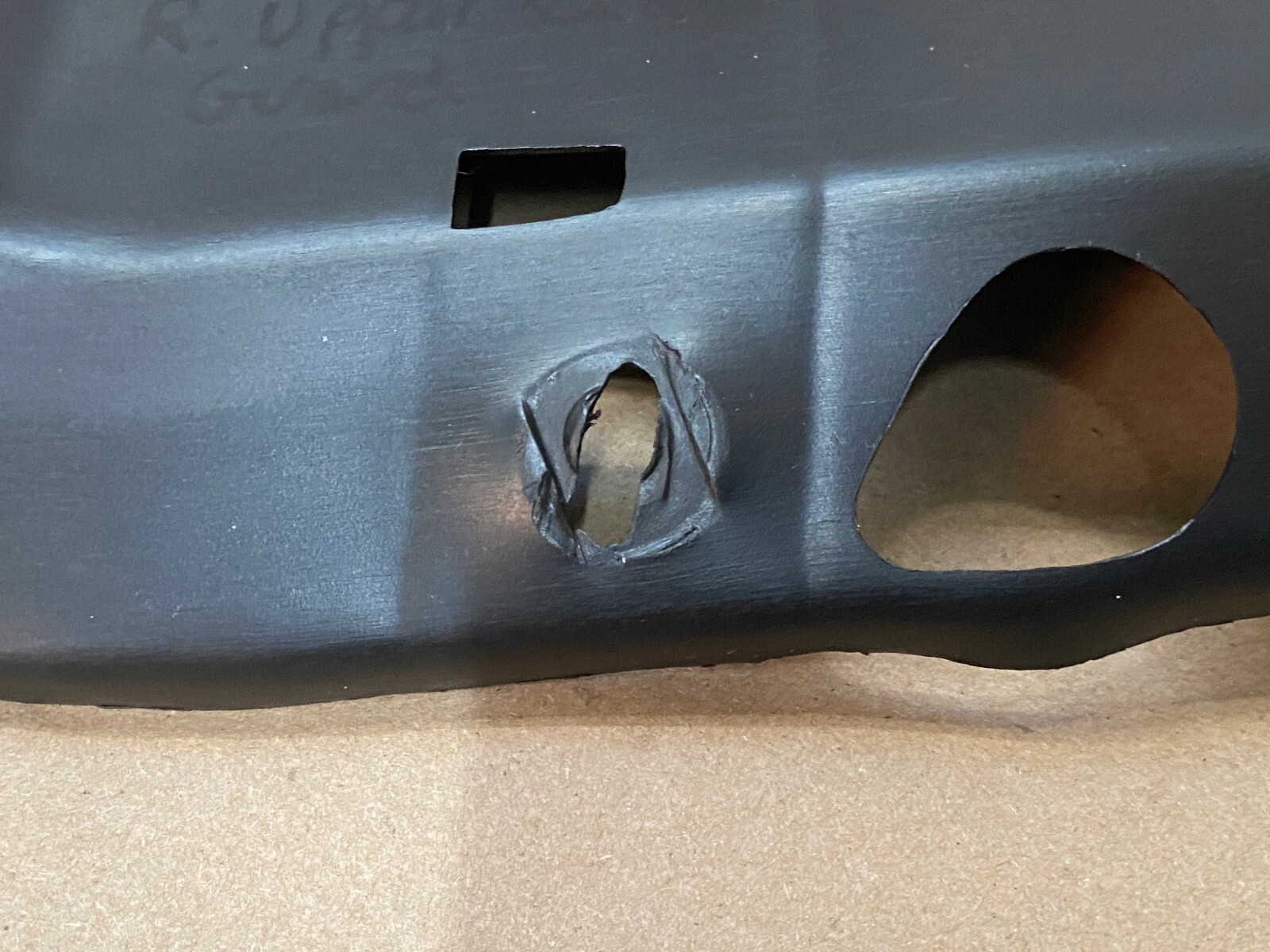 OEM 1977 1978 1979 Cadillac Deville LEFT & RIGHT UPPER RAD SUPPORT SPLASH GUARDS FILLERS PANELS #1614992/#1614993 - Image 16