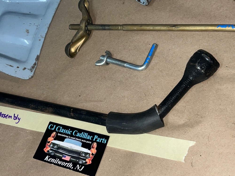OEM 1973 Cadillac Deville Eldorado Fleetwood Calais BUMPER JACK - SHAFT RATCHET HEAD BASE HOLD DOWN LUG WRENCH #3633834 - Image 16