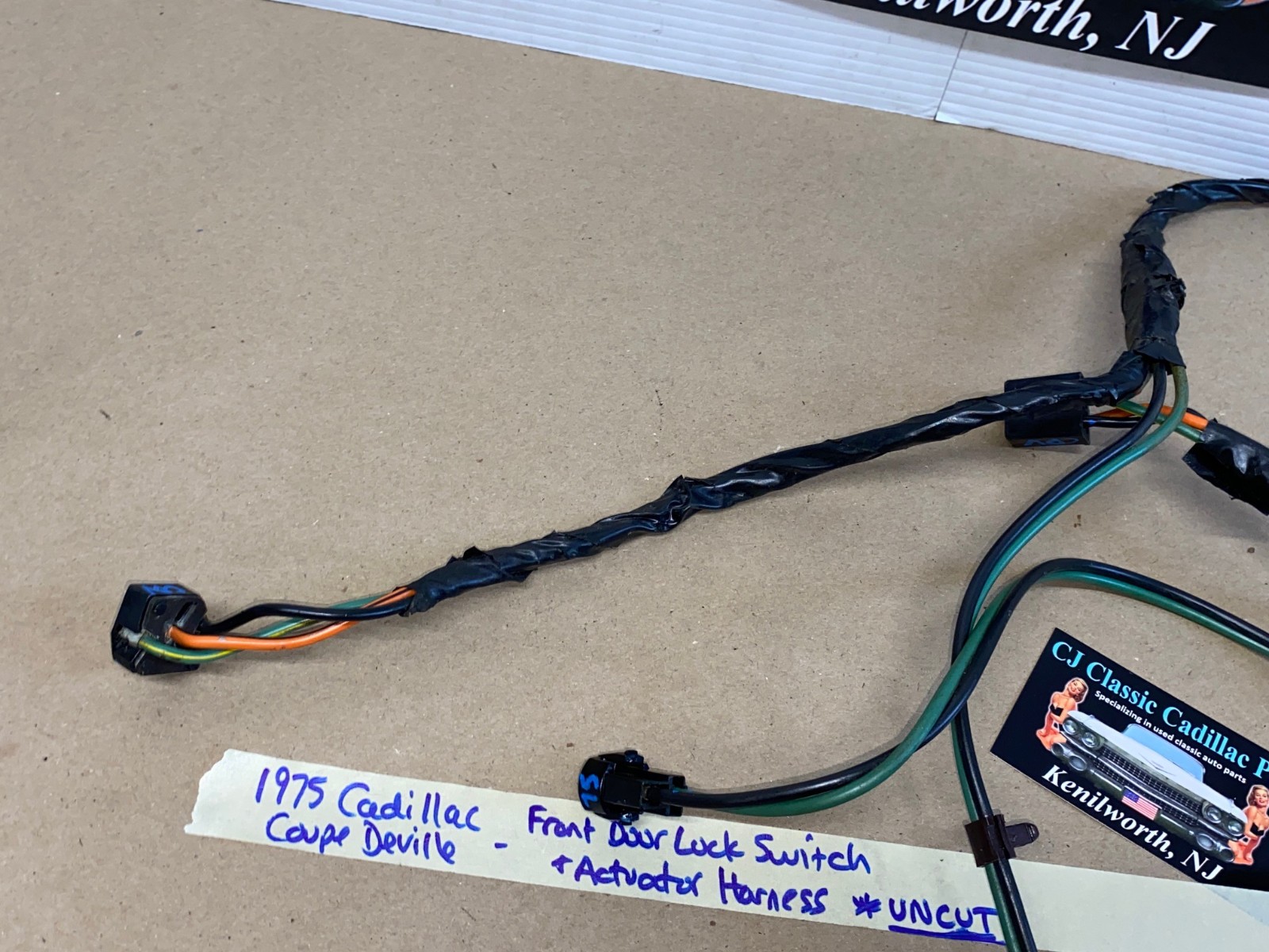 OEM 1971 1972 1973 1974 1975 Cadillac Deville Eldorado Calais Coupes FRONT DOOR LOCK SWITCH & ACTUATOR WIRE HARNESS CONNECTOR #9821297 - Image 4