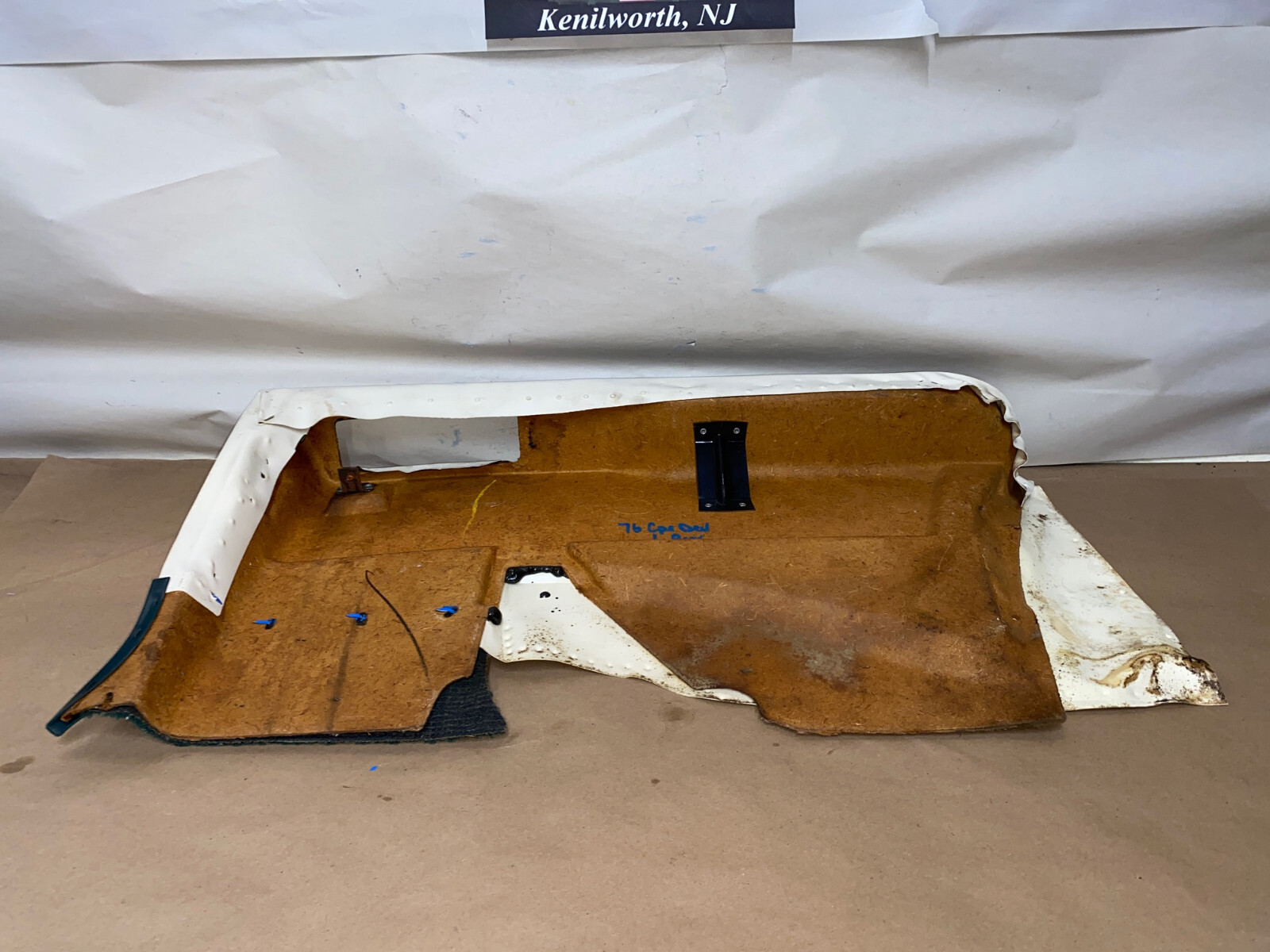 OEM 1971 1972 1973 1974 1975 1976 Cadillac Coupe Deville & Calais 2 DOOR LEFT DRIVER SIDE REAR LOWER DOOR PANEL ARM REST - Image 2