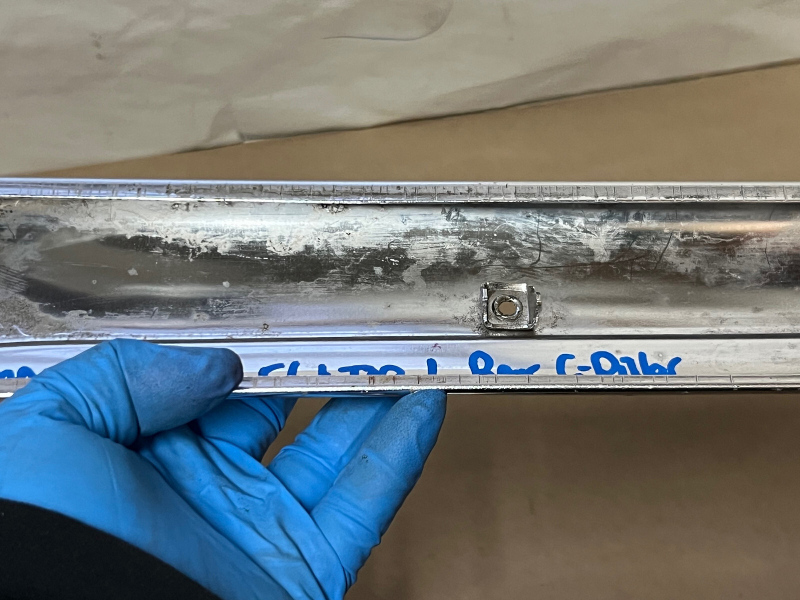 OEM 1959 1960 Cadillac Sedan Deville FLAT TOP INT. LEFT REAR WINDSHIELD C-PILLAR SIDE TRIM #4803295 - Image 19